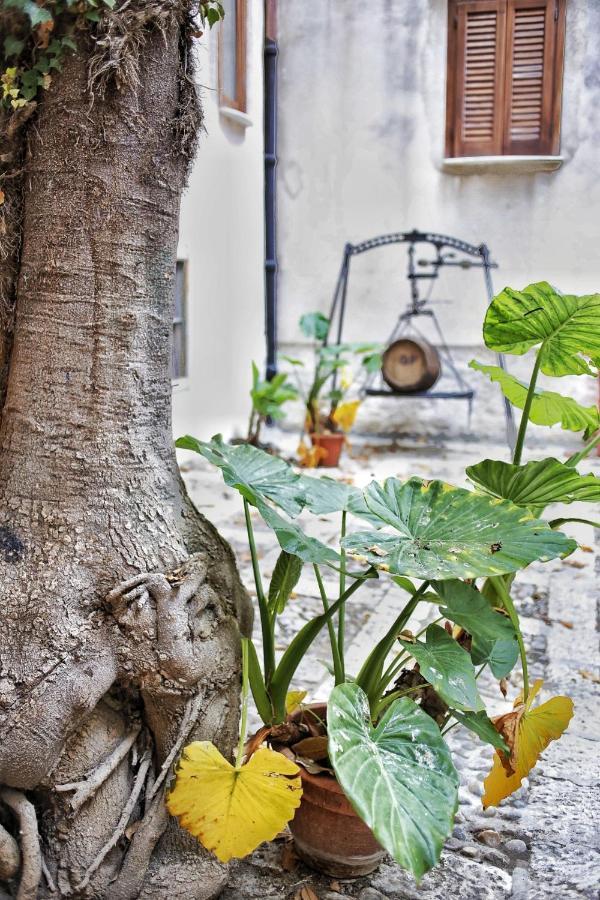 B&B Garibaldi Alcamo Exterior photo