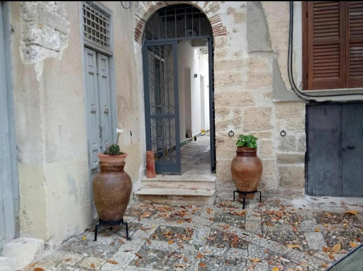 B&B Garibaldi Alcamo Exterior photo