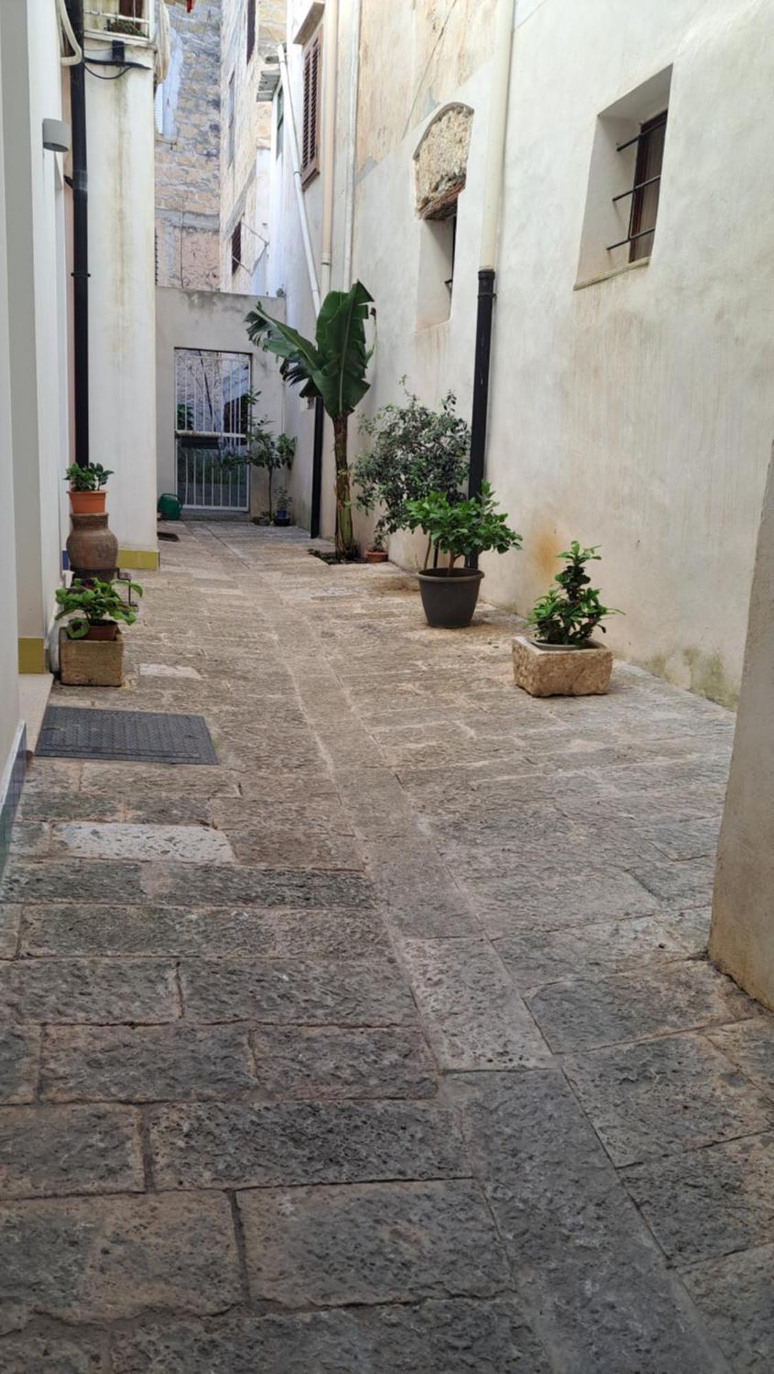 B&B Garibaldi Alcamo Exterior photo